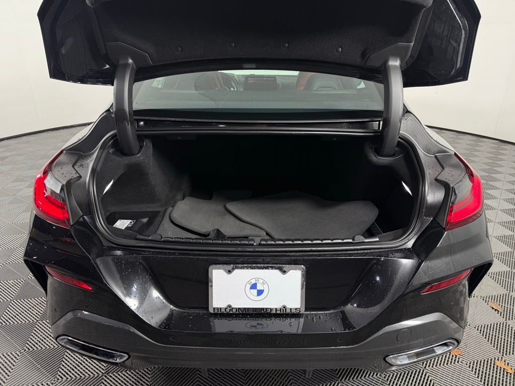 Thumbnail: 2023 BMW 8 Series - 25