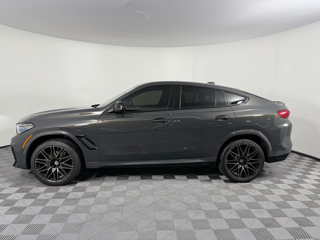 2023 BMW X6 M 8