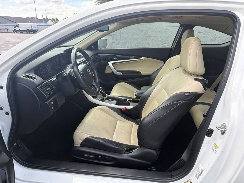 Thumbnail: 2015 Honda Accord - 17