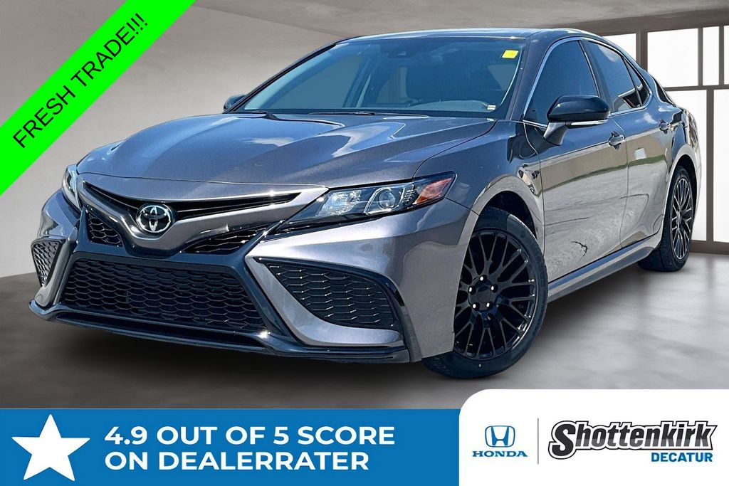 2024 Toyota Camry SE