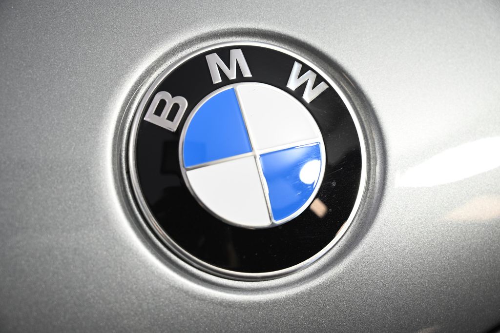 Thumbnail: 2026 BMW X5 - 13