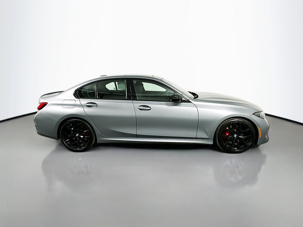 Thumbnail: 2025 BMW 3 Series - 4