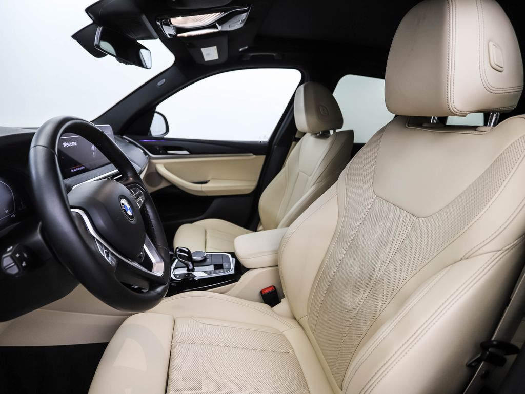 Thumbnail: 2022 BMW X3 - 11