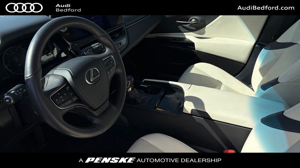 Thumbnail: 2024 Lexus ES - 12