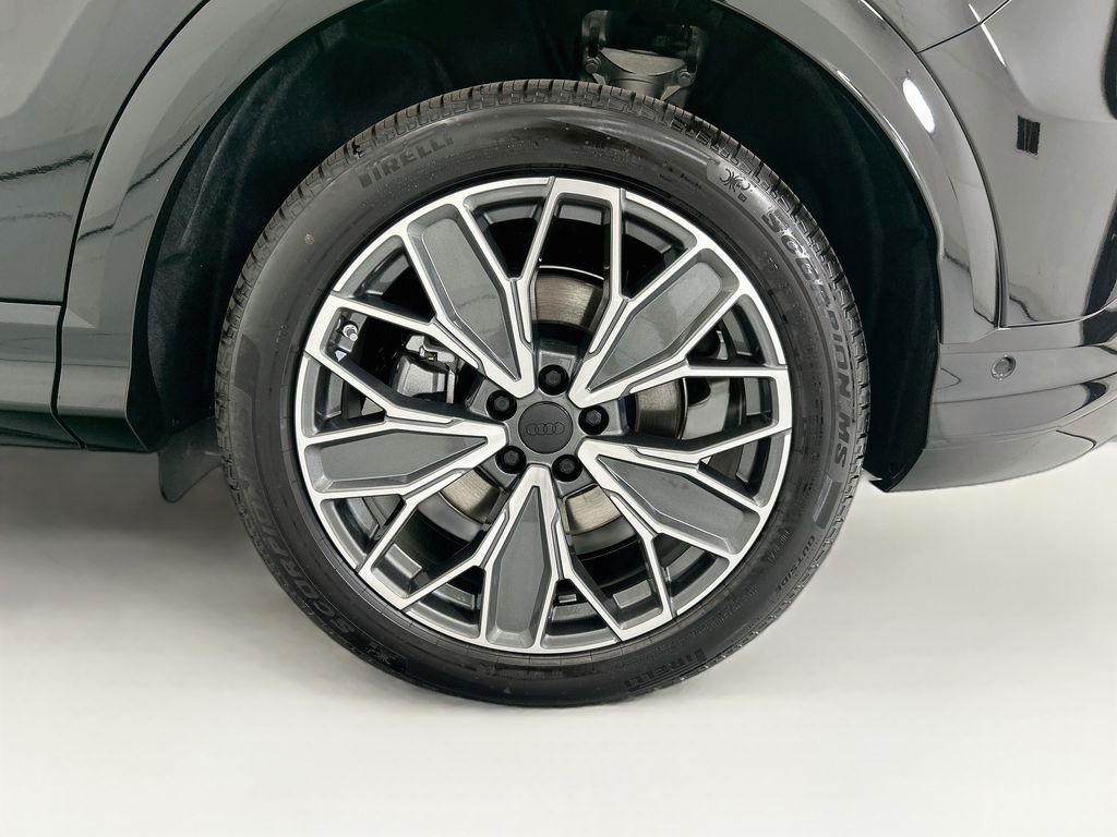 Thumbnail: 2026 Audi Q5 - 30