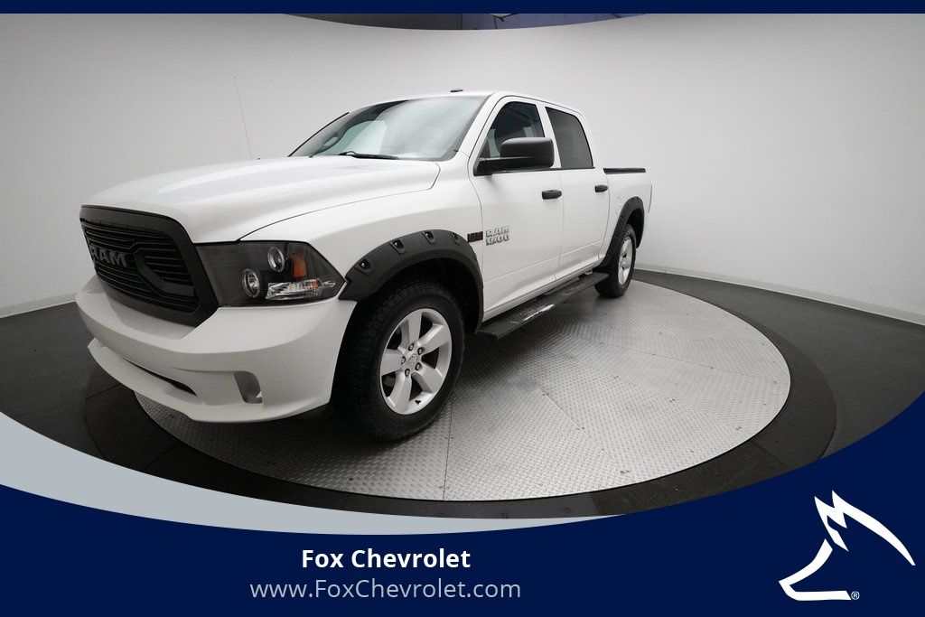 2015 RAM 1500 Express Crew Cab 4WD