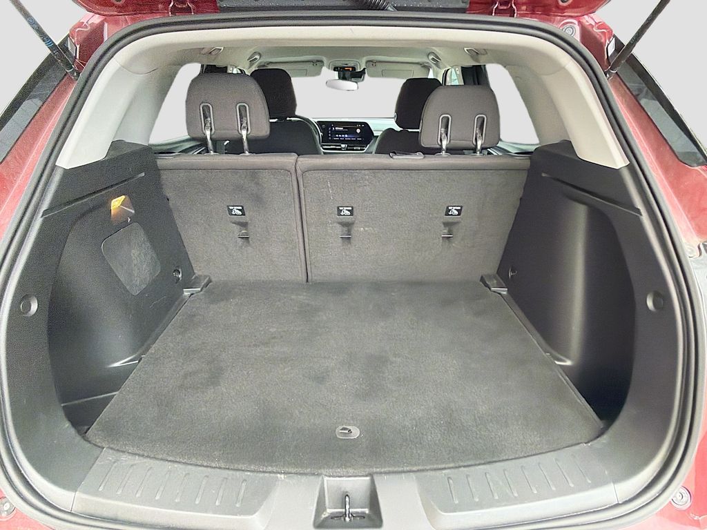 Used 2024 Red Chevrolet LT image 23