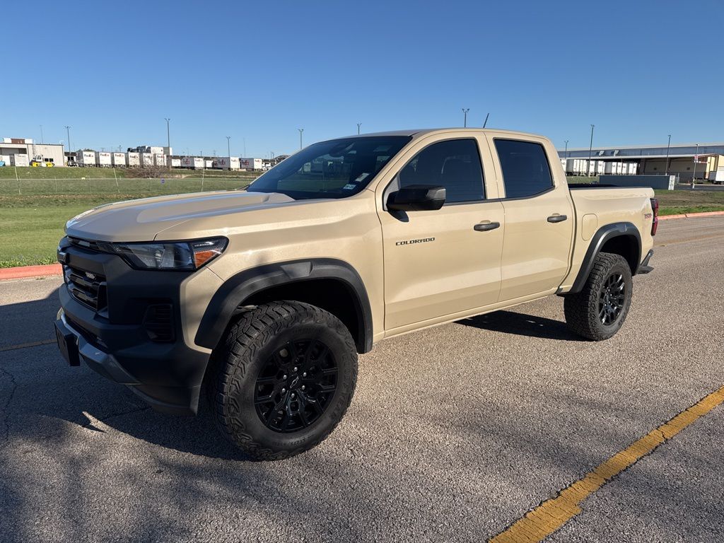 Used Car 2023 Chevrolet Colorado  Trail Boss For Sale Under $40,000 In Round Rock, Texas