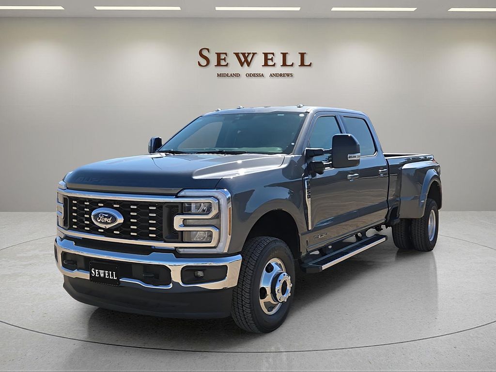 2026 Ford F-350SD Lariat