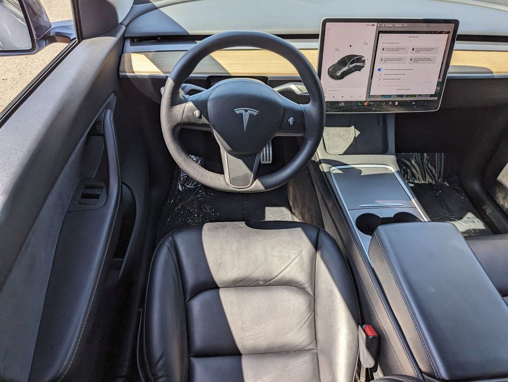 2021 Tesla Model Y Performance 28