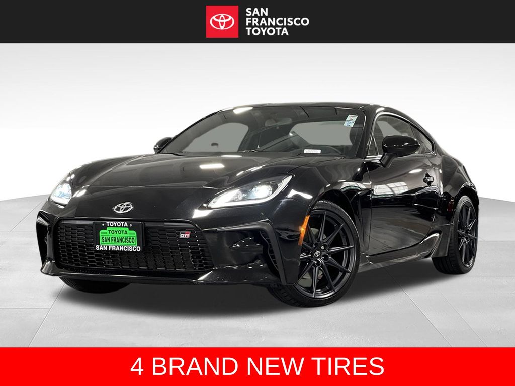 2023 Toyota GR86 Premium RWD