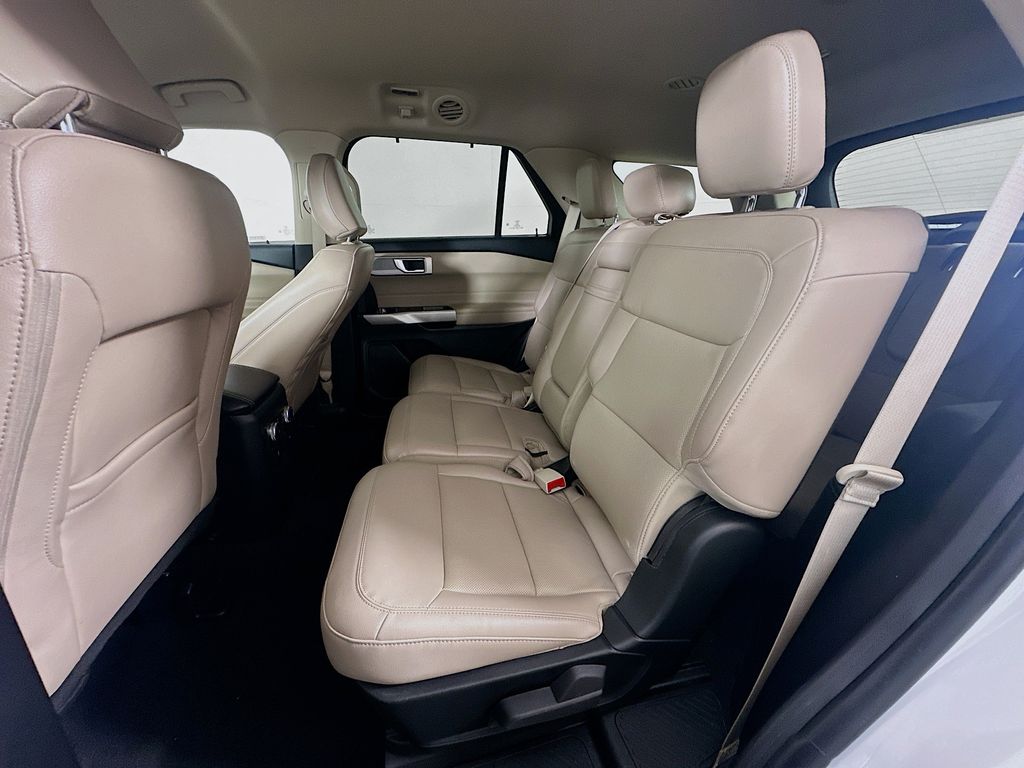 2023 Ford Explorer Limited 22