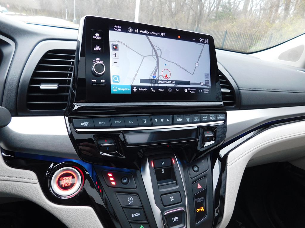 Thumbnail: 2025 Honda Odyssey - 10