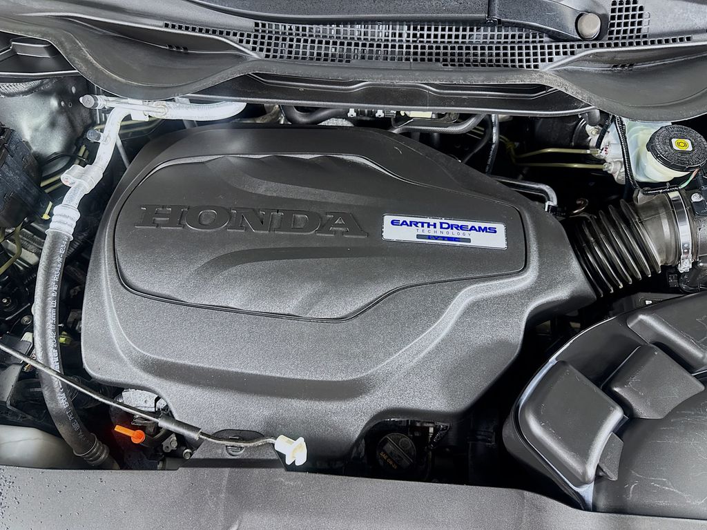 Used Car 2019 Honda Odyssey  Touring For Sale Under $30,000 In Austin, Texas