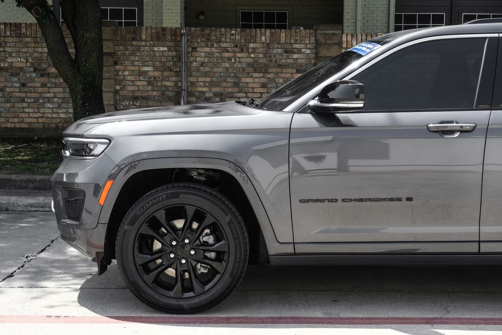 used 2023 Jeep Grand Cherokee L car, priced at $37,312