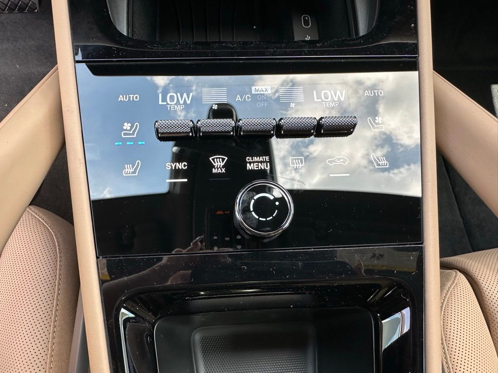 Thumbnail: 2026 Porsche Cayenne - 27