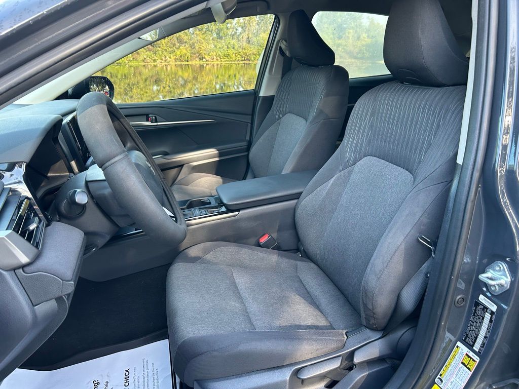 Thumbnail: 2025 Toyota Camry - 14