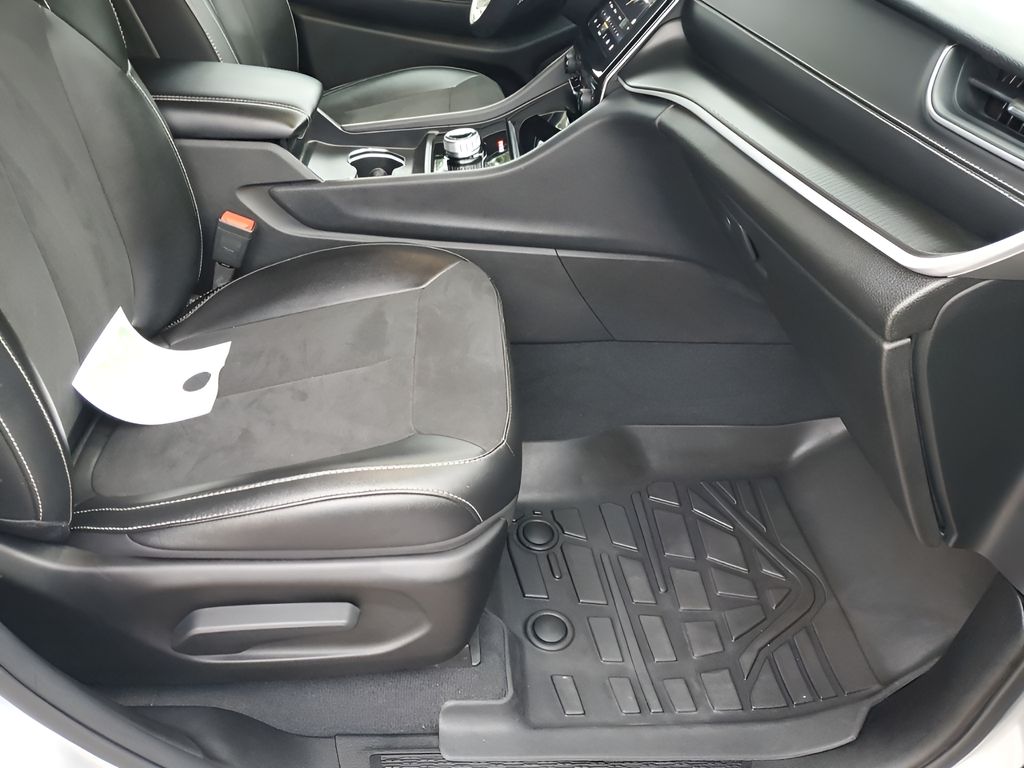 Used Car 2024 Jeep Grand Cherokee L  Altitude X For Sale Under $40,000 In Austin, Texas