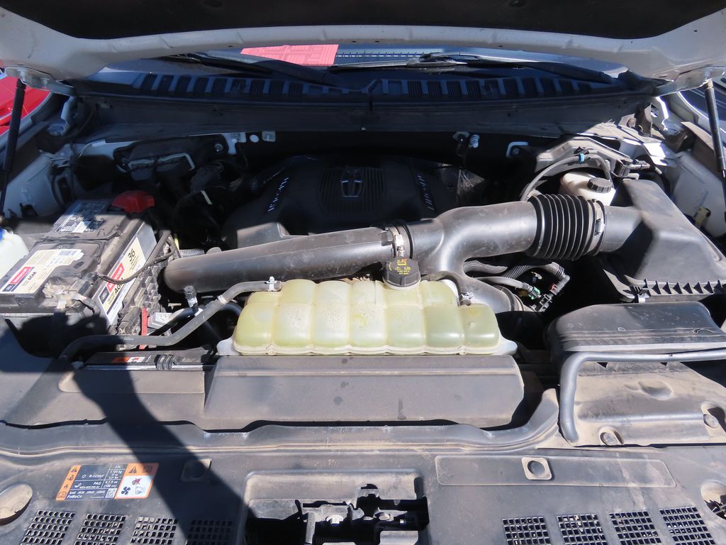 Thumbnail: 2019 Lincoln Navigator - 13