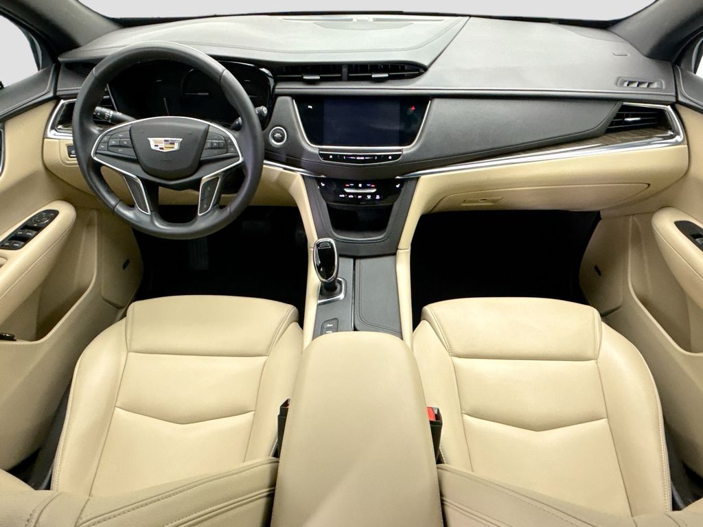 Thumbnail: 2018 Cadillac XT5 - 13