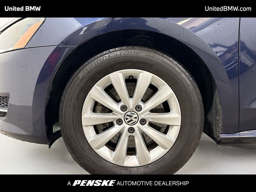 Thumbnail: 2015 Volkswagen Passat - 2