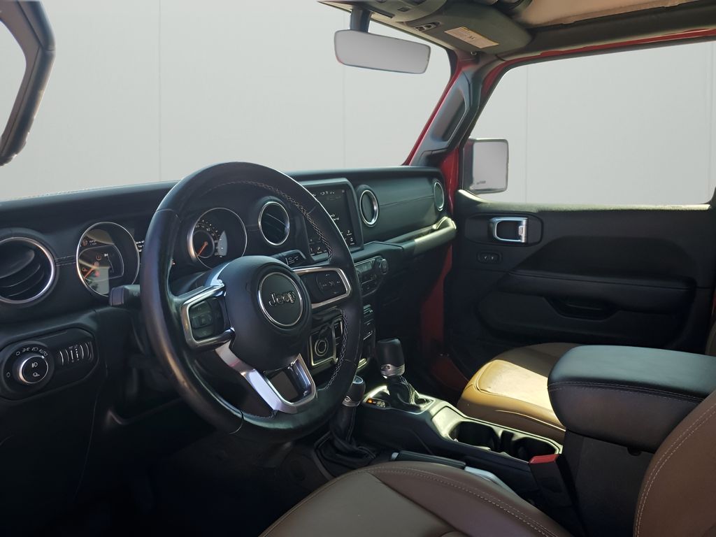 Used Car 2020 Jeep Gladiator  Overland For Sale Under $30,000 In Austin, Texas