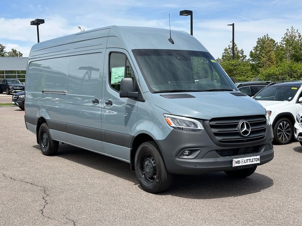 2024 Mercedes-Benz Sprinter 2500 Cargo 170 WB 6