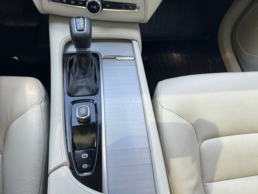 Used 2022 Volvo XC90 SUV