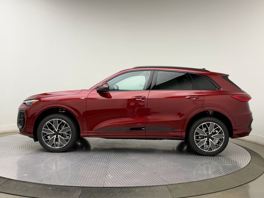 Thumbnail: 2026 Audi Q5 - 4