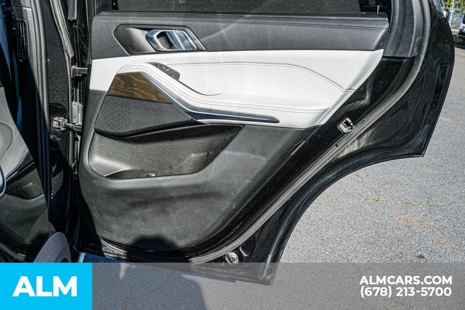 Used 2023 Black BMW xDrive40i image 60