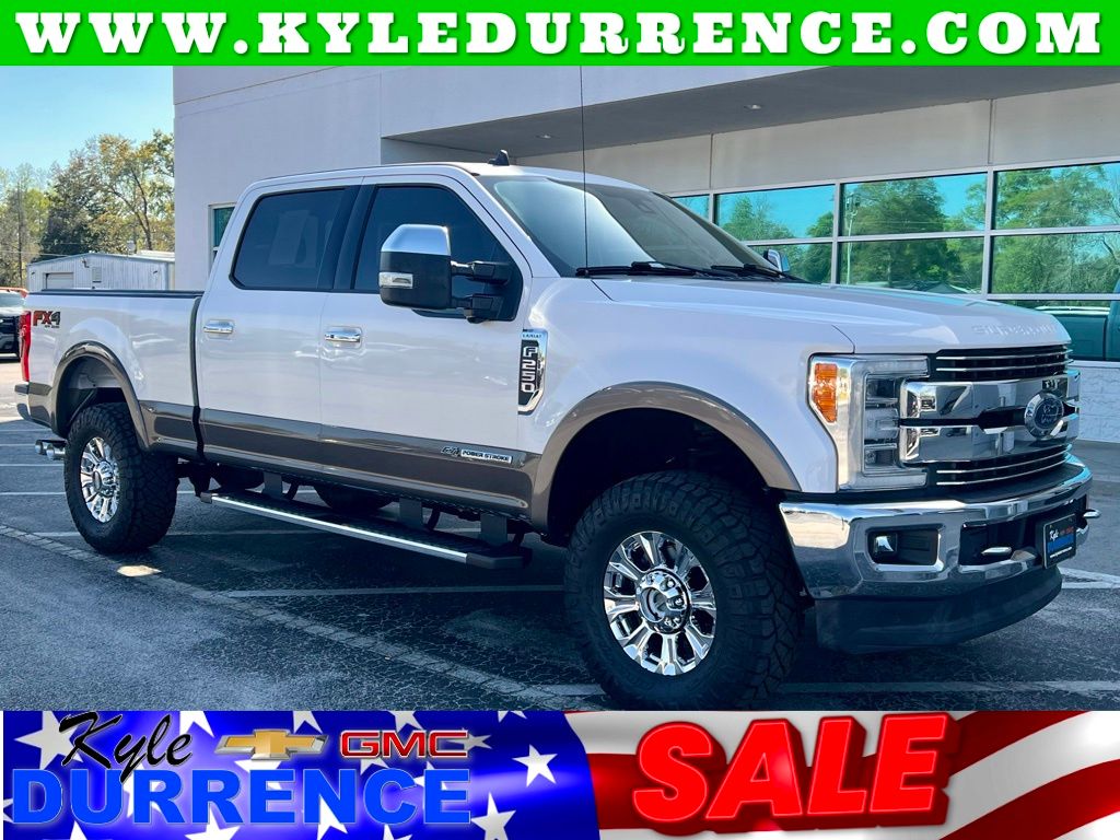 2019 Ford F-250 Super Duty Lariat Crew Cab 4WD