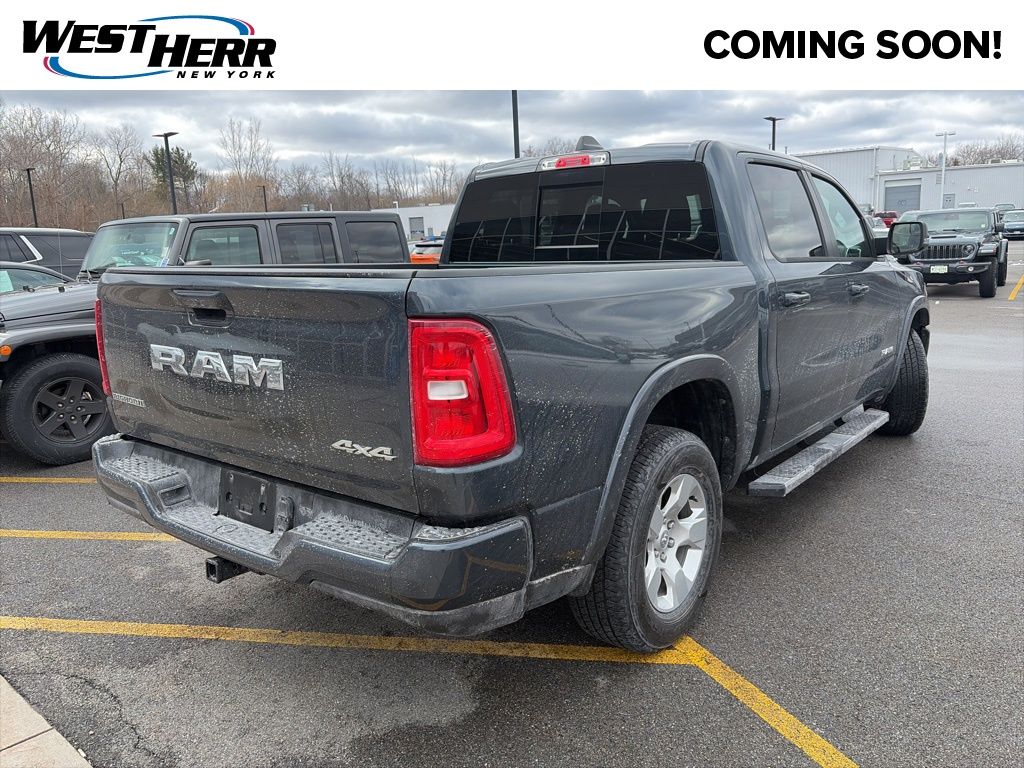 Certified Used 2025 Blue Ram Big Horn/Lone Star image 2