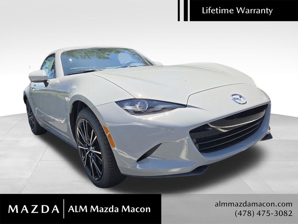 Aero Gray Metallic 2026 Mazda MX-5 Miata Convertible Rear-Wheel Drive 6-Speed Manual
