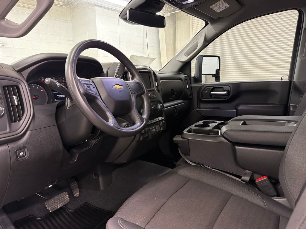 Certified Used 2026 White Chevrolet Custom image 6