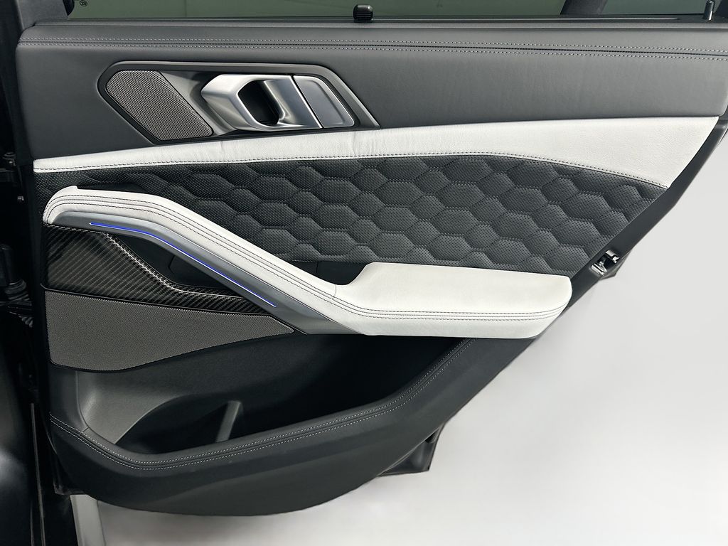 Thumbnail: 2023 BMW X6 - 26