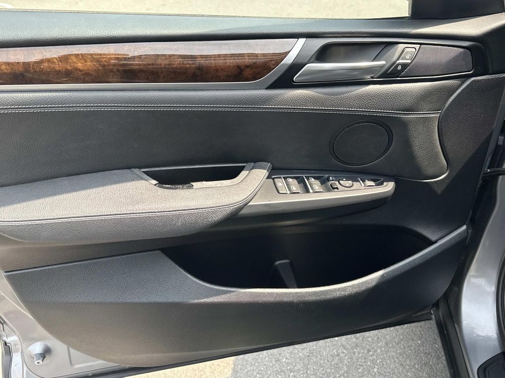Thumbnail: 2016 BMW X3 - 18