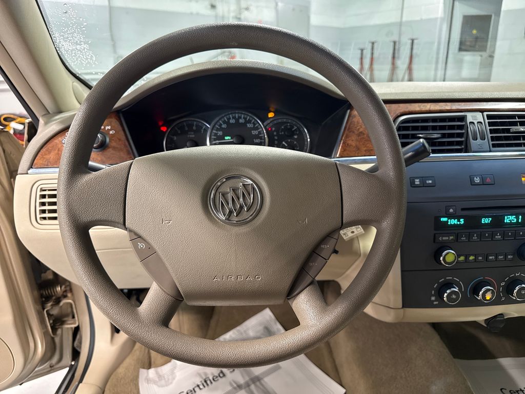 2005 Buick LaCrosse CX - Image 5