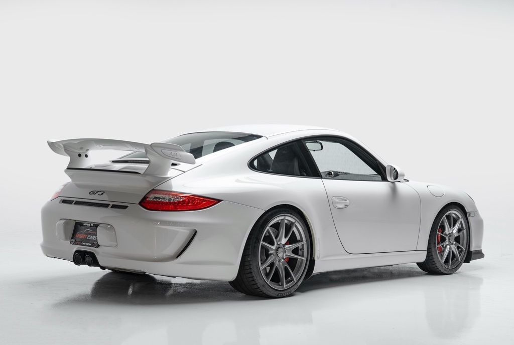 2010 Porsche 911 - Thumbnail 8