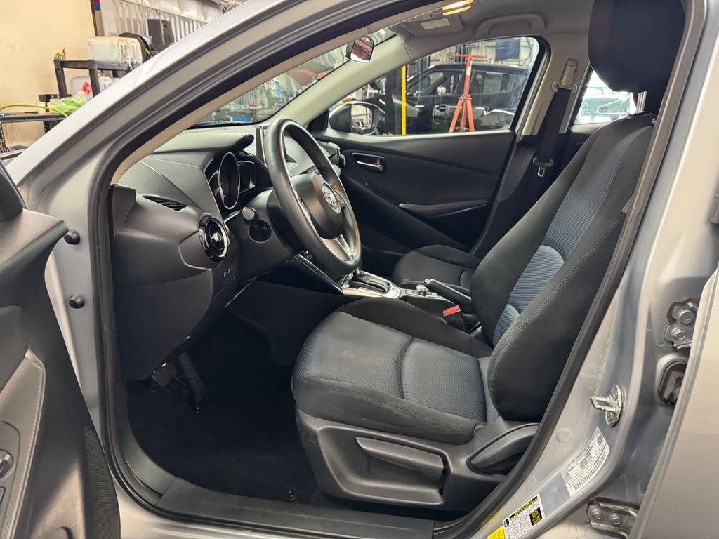 2017 Toyota Yaris iA Base
