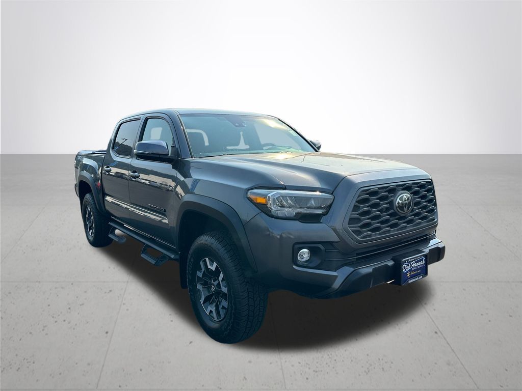 Used 2022 Toyota Tacoma TRD Off Road with VIN 3TMCZ5AN3NM482543 for sale in Gladstone, OR