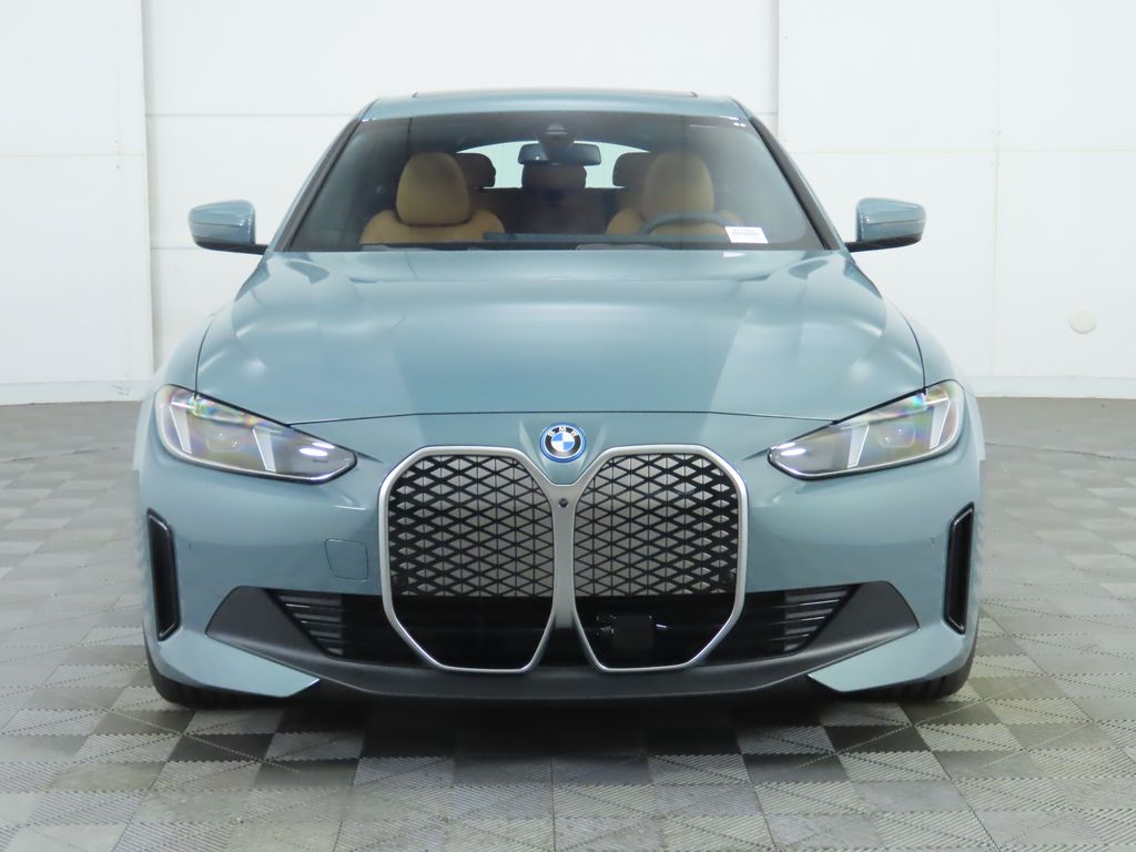 Thumbnail: 2025 BMW i4 - 2