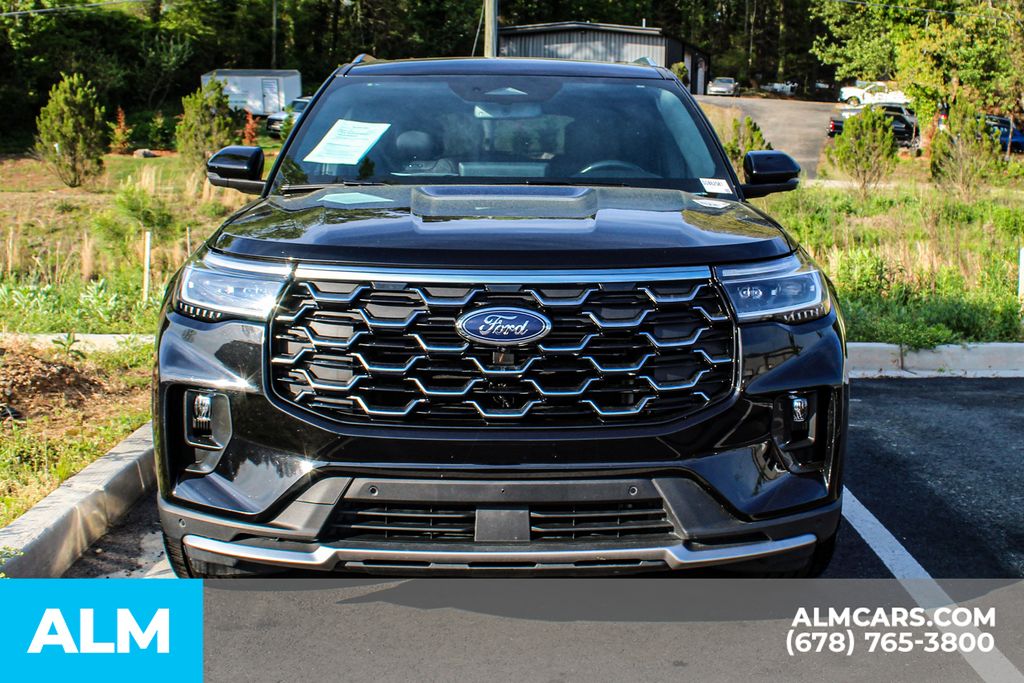 Used 2025 Black Ford Platinum image 8