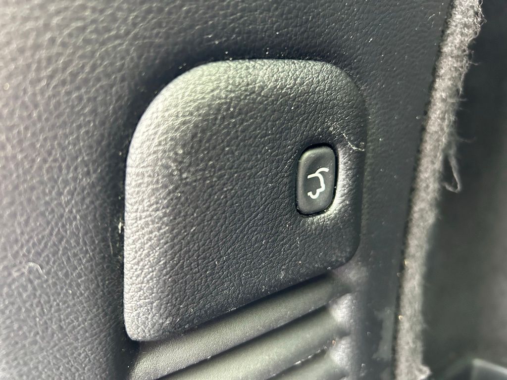 Thumbnail: 2011 Dodge Durango - 22