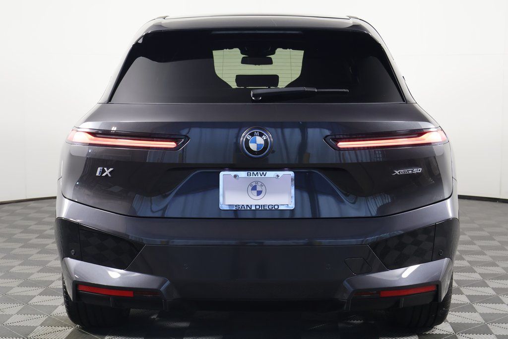 Thumbnail: 2024 BMW iX - 5