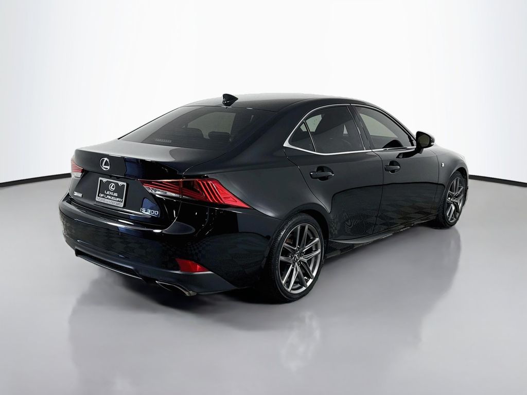Thumbnail: 2020 Lexus IS - 5