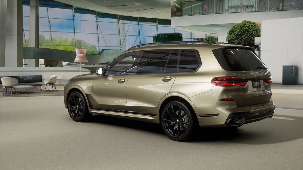 Thumbnail: 2026 BMW X7 - 31