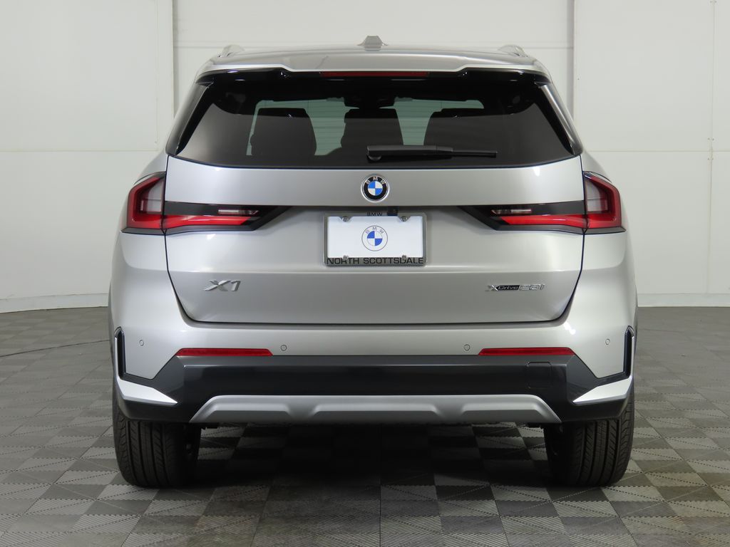 Thumbnail: 2025 BMW X1 - 6