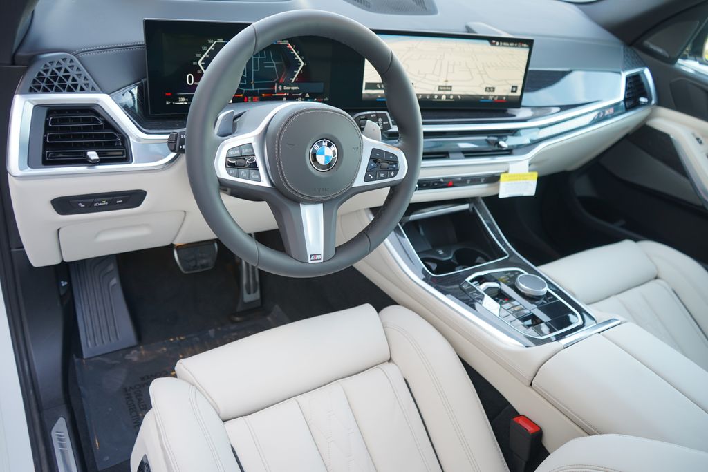 Thumbnail: 2026 BMW X5 - 12