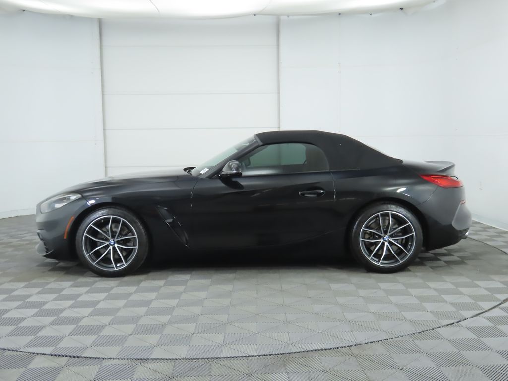Thumbnail: 2022 BMW Z4 - 16