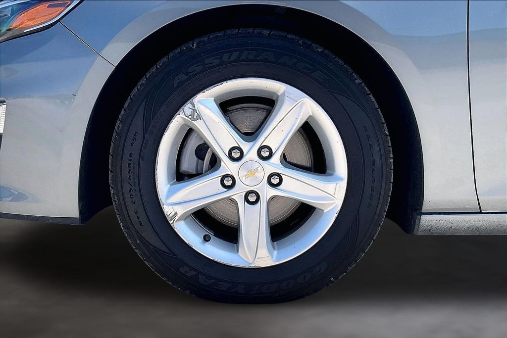 Used 2024 Chevrolet Malibu Sedan